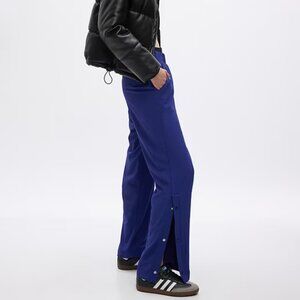 NWT GapFit Snap-Hem Fleece-Lined Sweatpants in Blue Size M